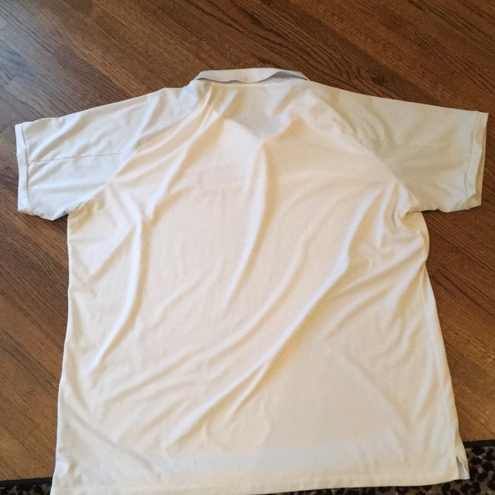 Nike golf dry-fit shirt. (XXL) - Picture 4 of 4